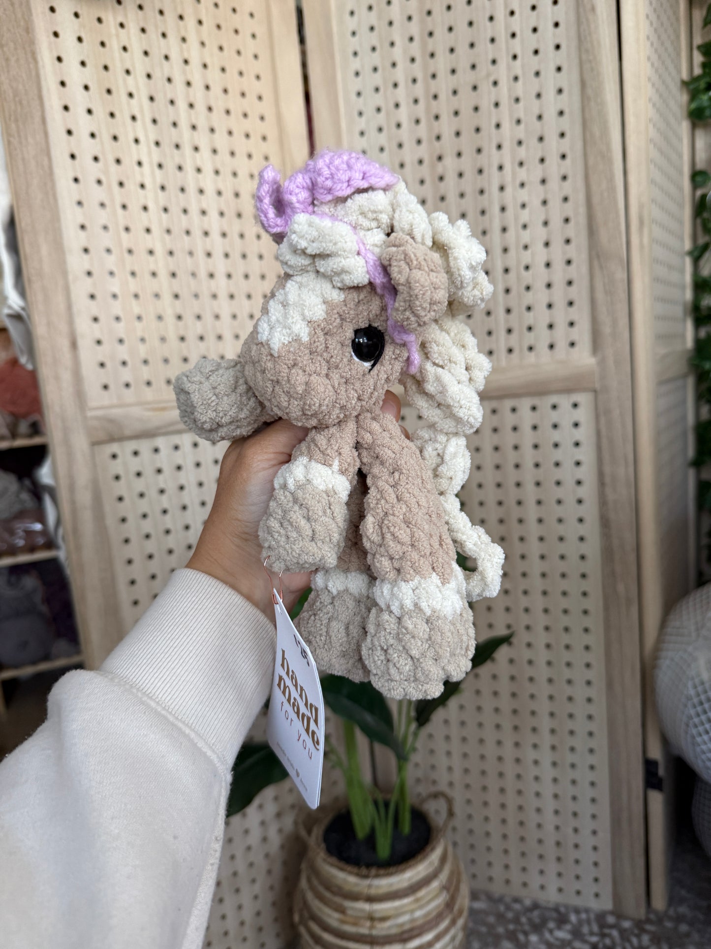 Itty Paylin the Pony 2