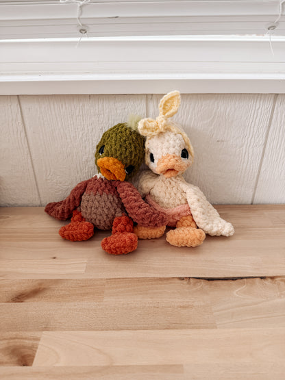 ITTY Novie the Duckling Crochet Pattern